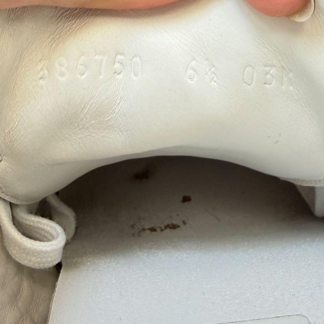 レ*ー様 Gucci ホワイトレザースニーカーBEEシェリーライン星蜂刺繍白24