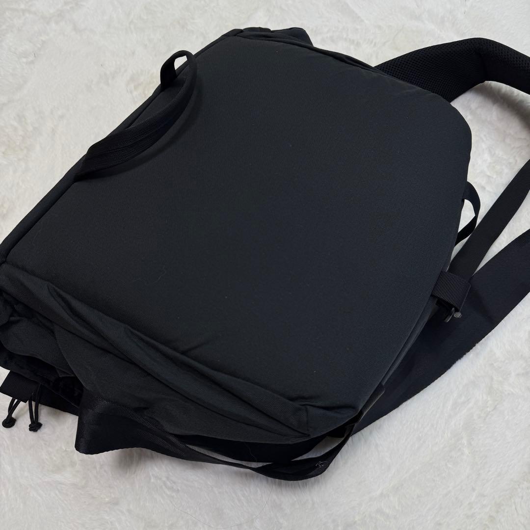 【美品】ミステリーランチ アウトサイダー メッセンジャーバッグ 黒　2way