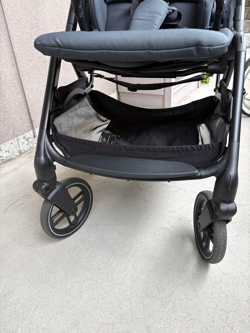 【2025年購入・付属品完備】マキシコシ レオナ2