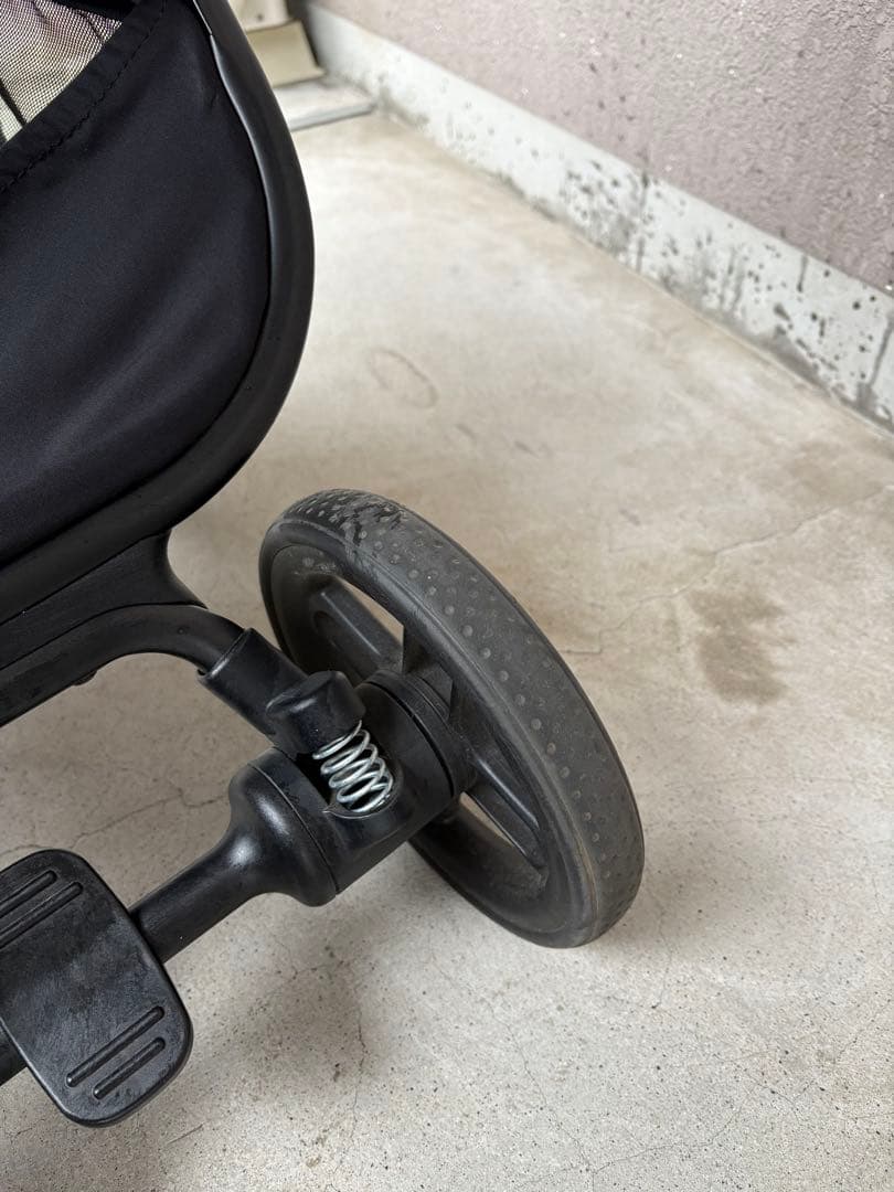 【2025年購入・付属品完備】マキシコシ レオナ2