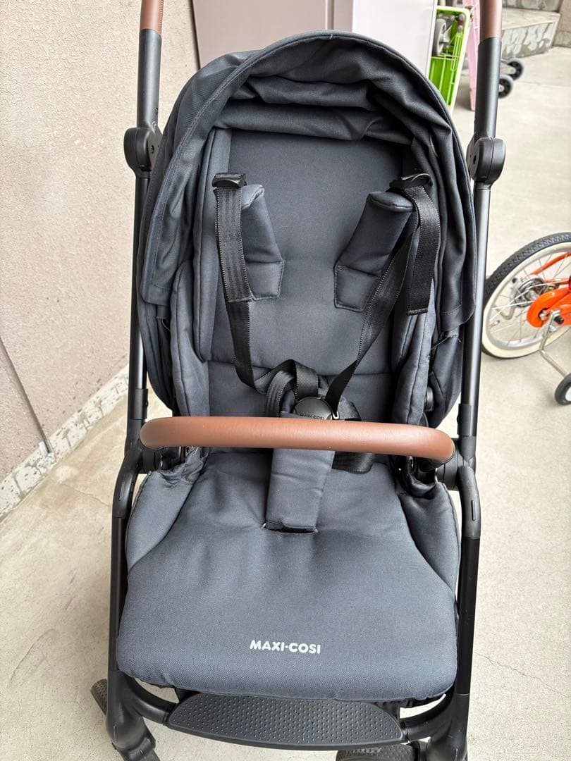 【2025年購入・付属品完備】マキシコシ レオナ2