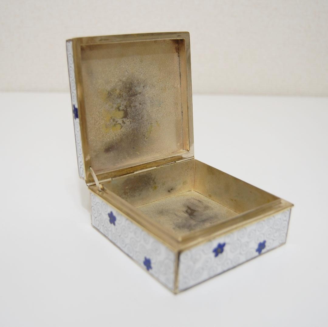 七宝焼 金工 銅胎 花紋様宝石箱　白花詰　中国　小箱 ジュエリーボックス　風水