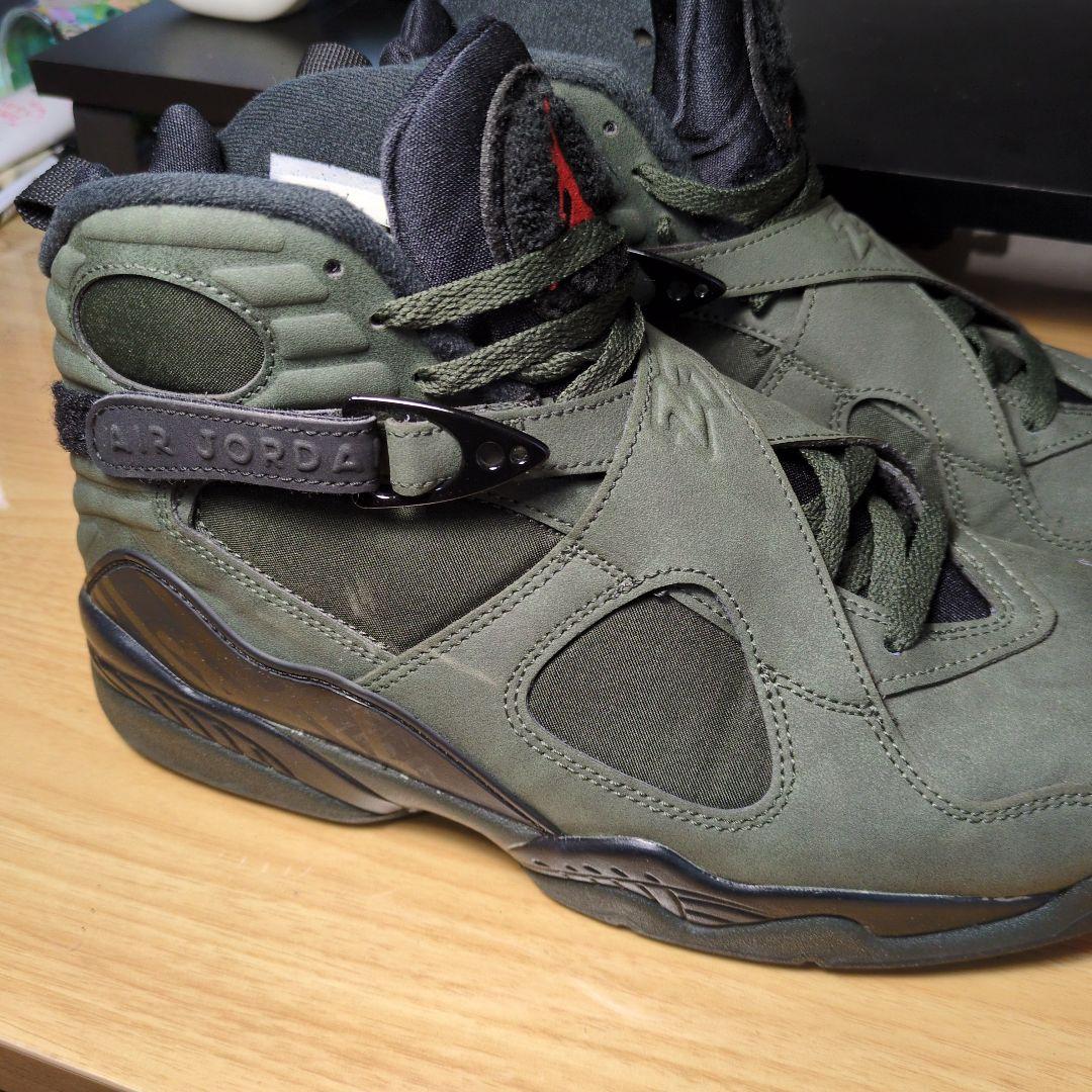 Air Jordan 8 オリーブグリーン