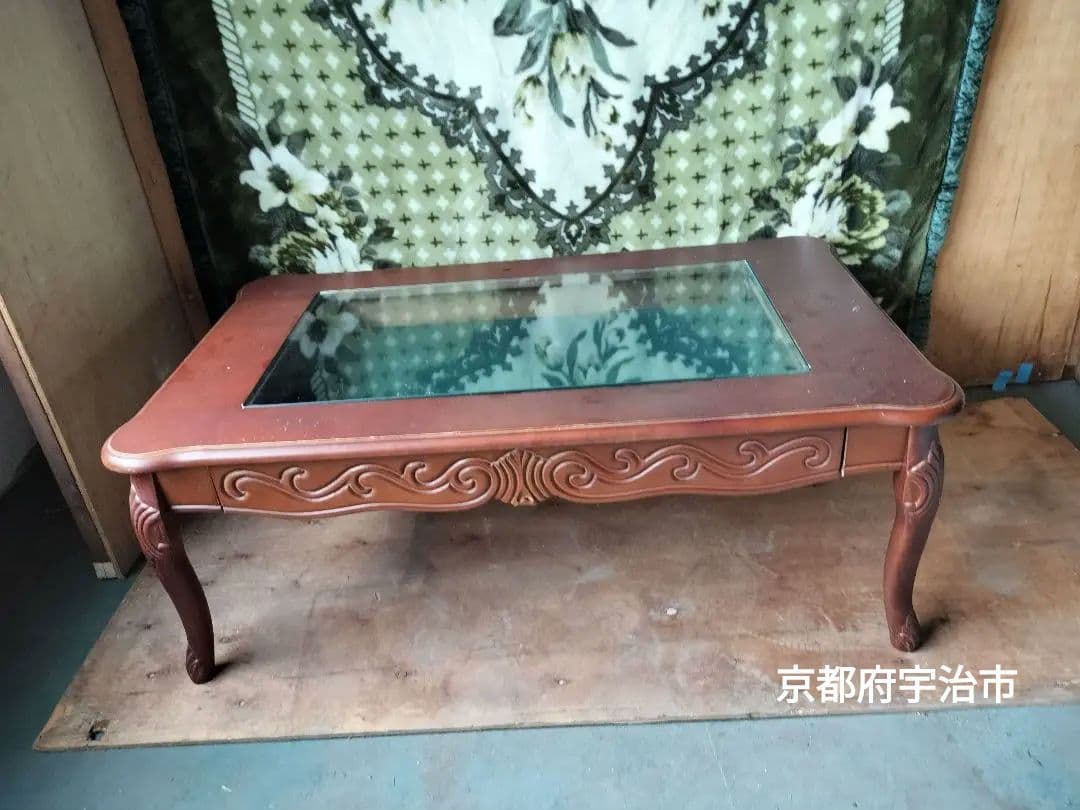 猫足　テーブル　最終値下げ　引き取りでお願いします