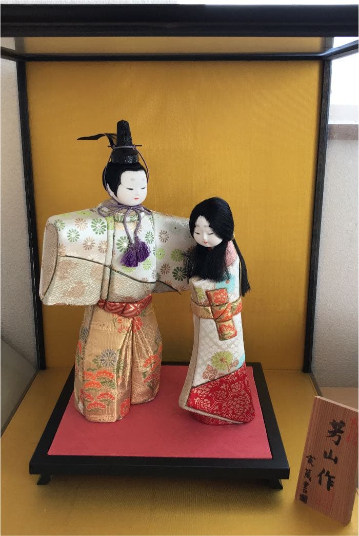 雛人形　日本人形　ケース入り