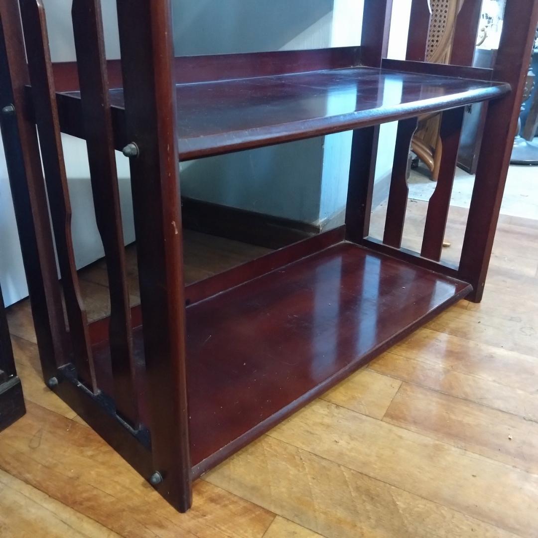 木製　本棚　クレセン　SHARP