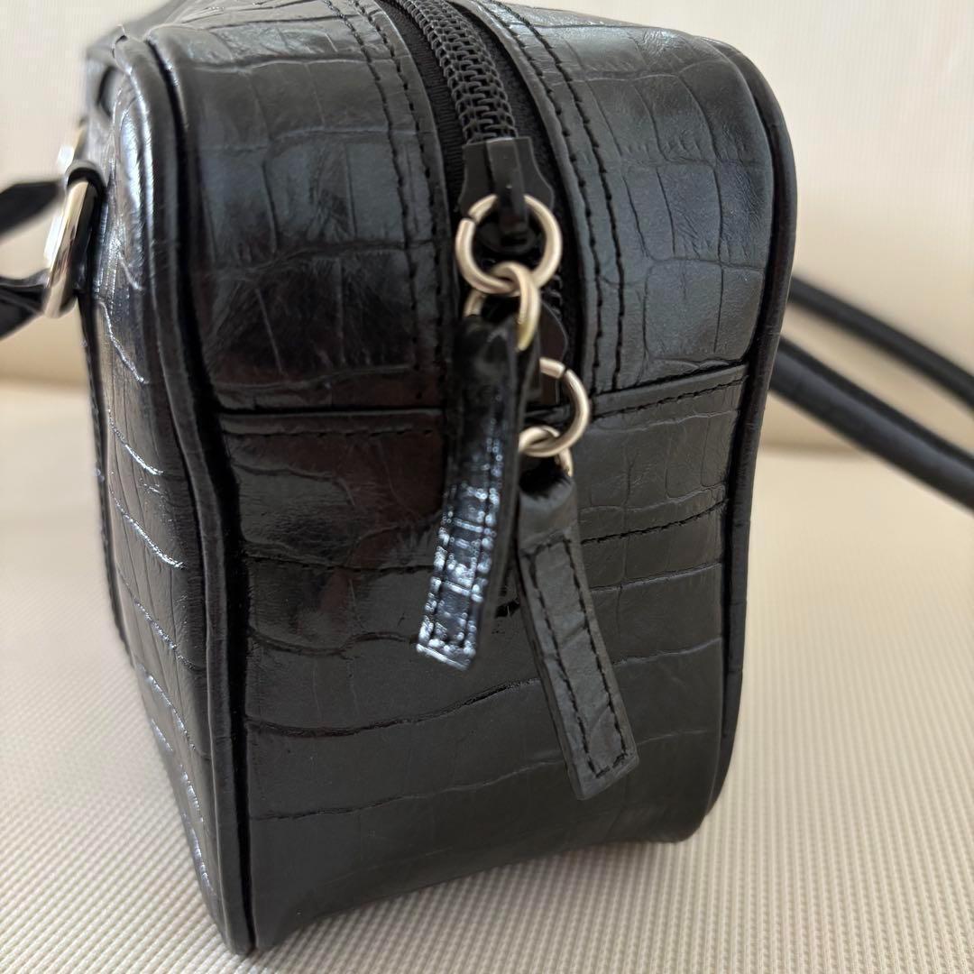 【美品】芸能人着用 定価66,000円 濱野皮革工藝 クロコ型押し ボストン 黒