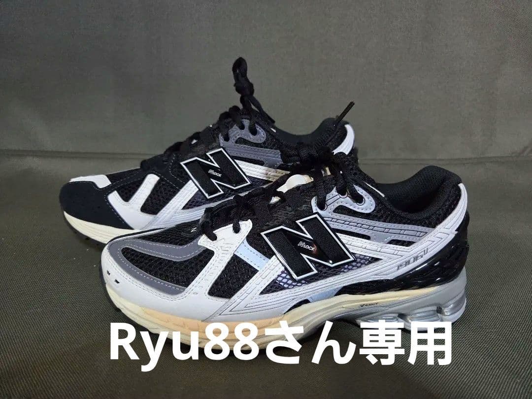 ニューバランス U1906