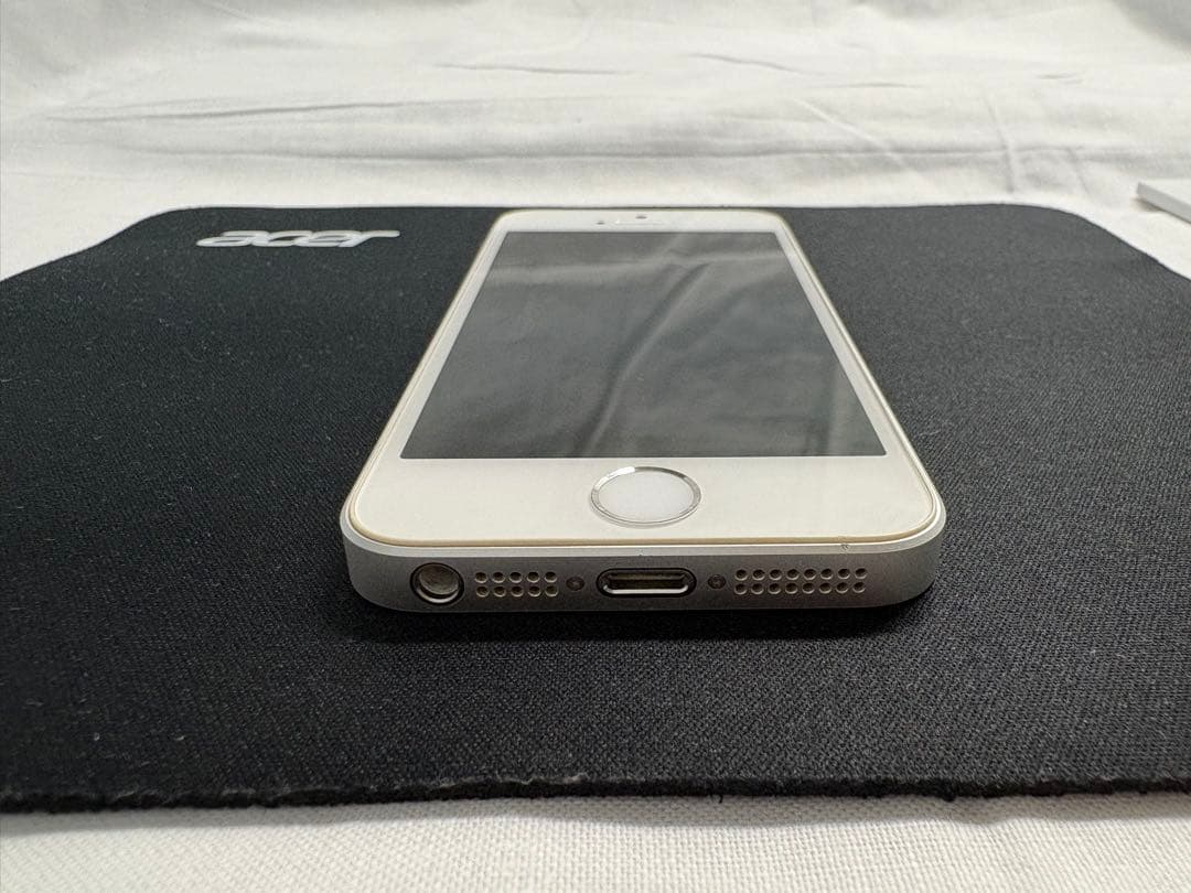 【美品/SIMフリー】iPhone SE 第1世代 Silver 64GB