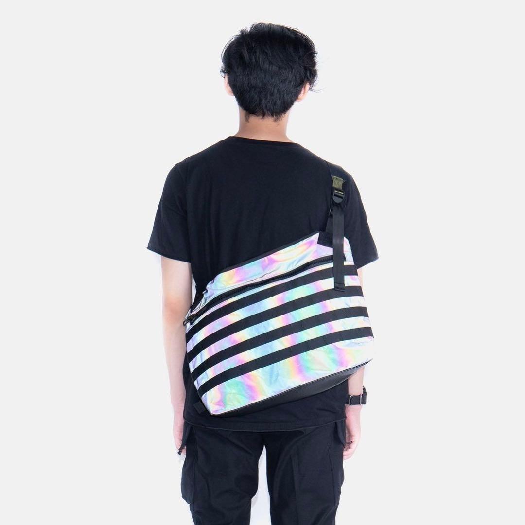 ORBITGEAR M100 ショルダーバッグ