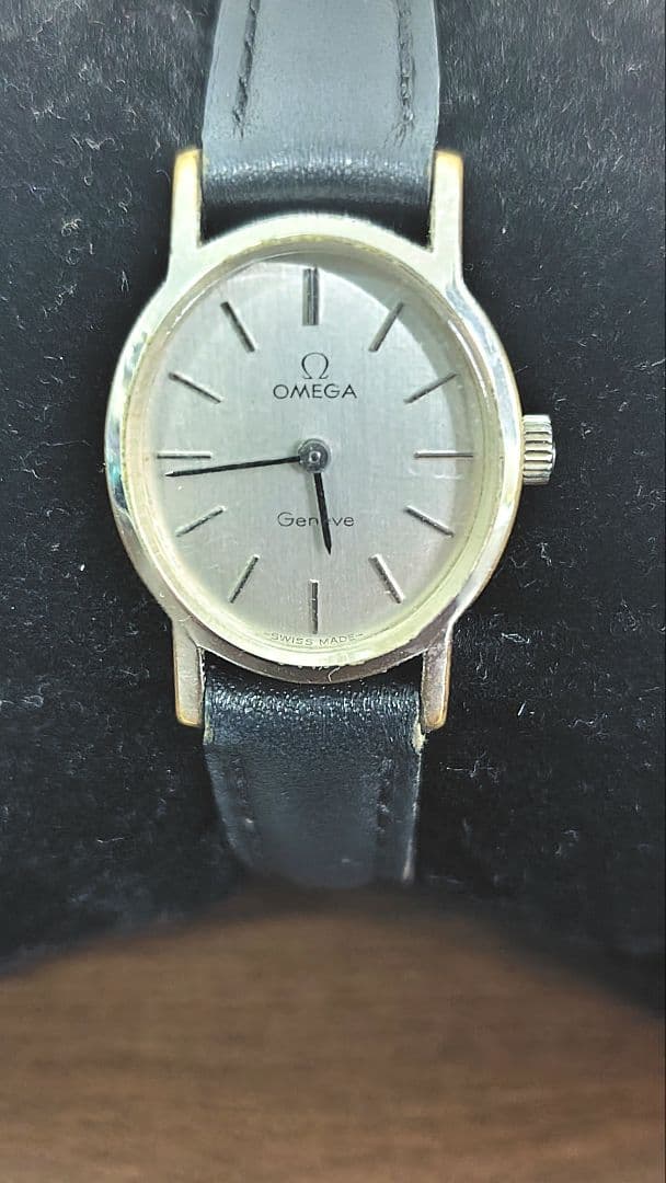【動作品】OMEGA Geneve 手巻き ヴィンテージ腕時計 Ω純正リューズ