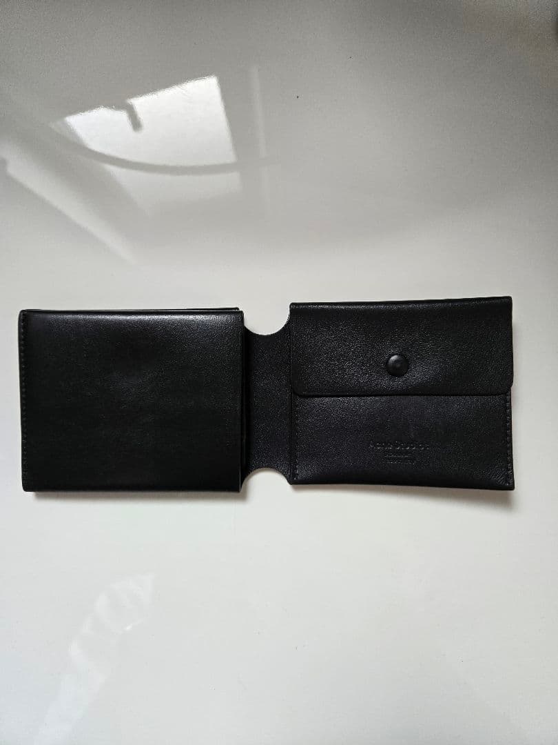 硬*す様 Acne Studios ブラック 三つ折り財布