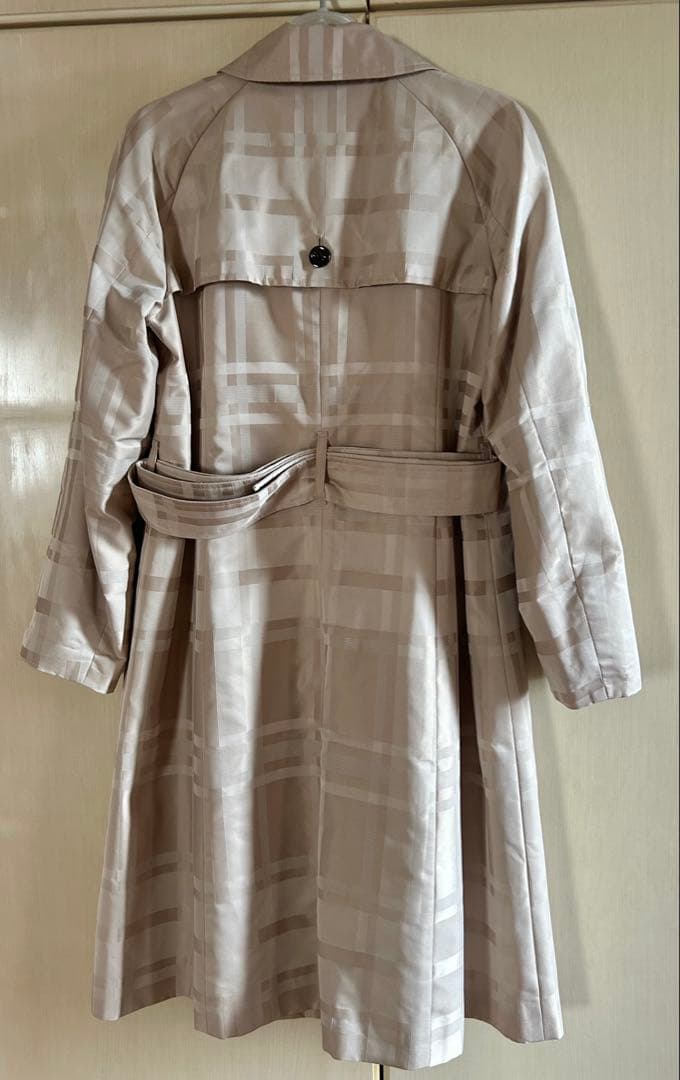 DACS ベージュ チェック柄 トレンチコート　40 着用回数1回　美品