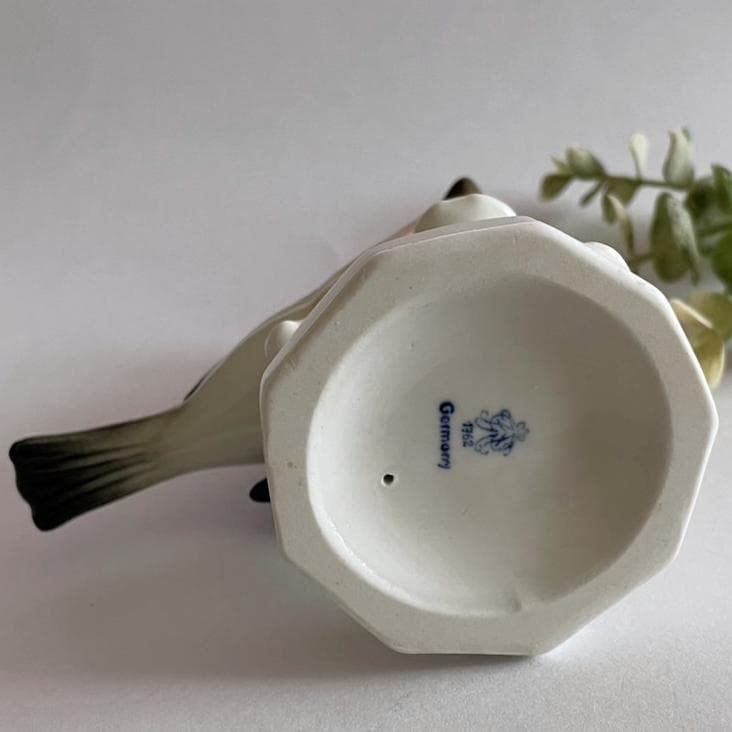 ドイツ製 フォルクシュテット 鷽 うそ 鳥 小鳥 フィギュリン