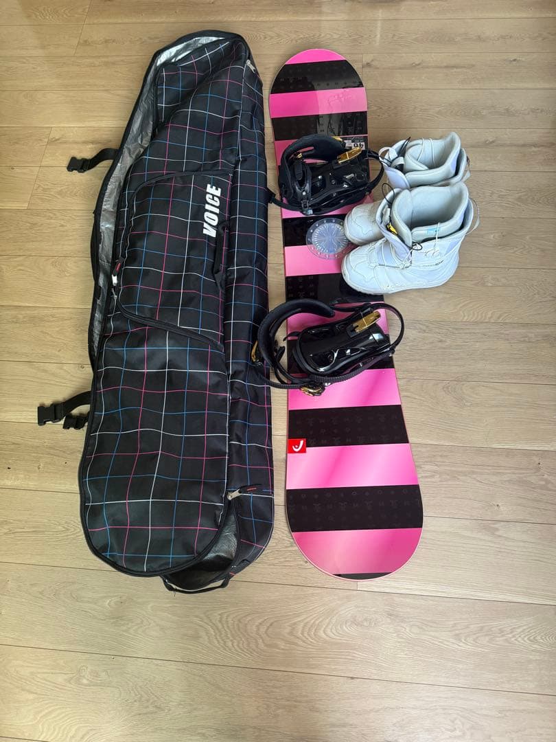 うたまる様　スノーボード、ブーツ、ケース一式