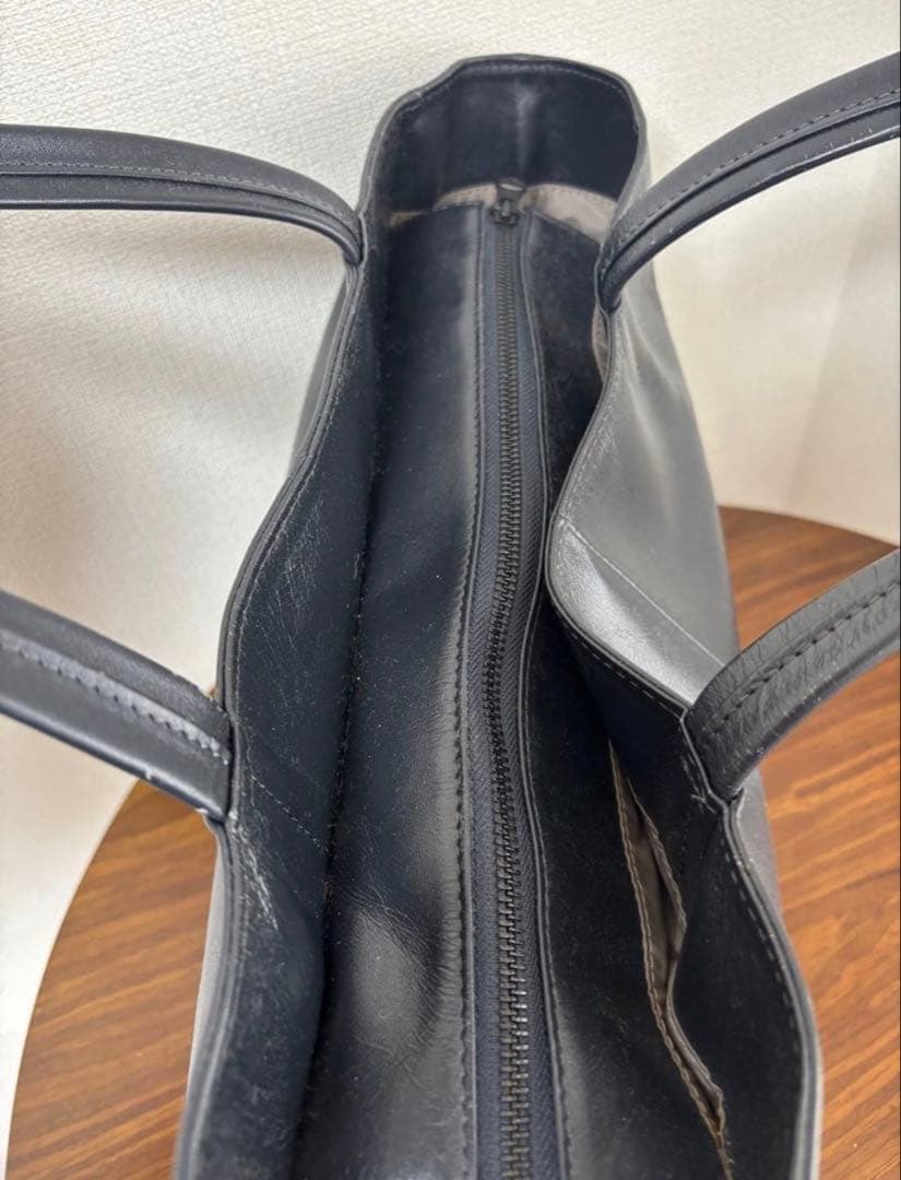 UNITED ARROWS トートバッグ ネイビー（限りなく黒に近い）