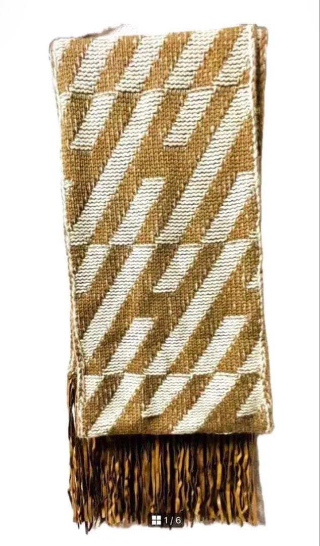 【美品】エルメス　HERMES マフラー　ニット　冬　羊皮　国内正規品