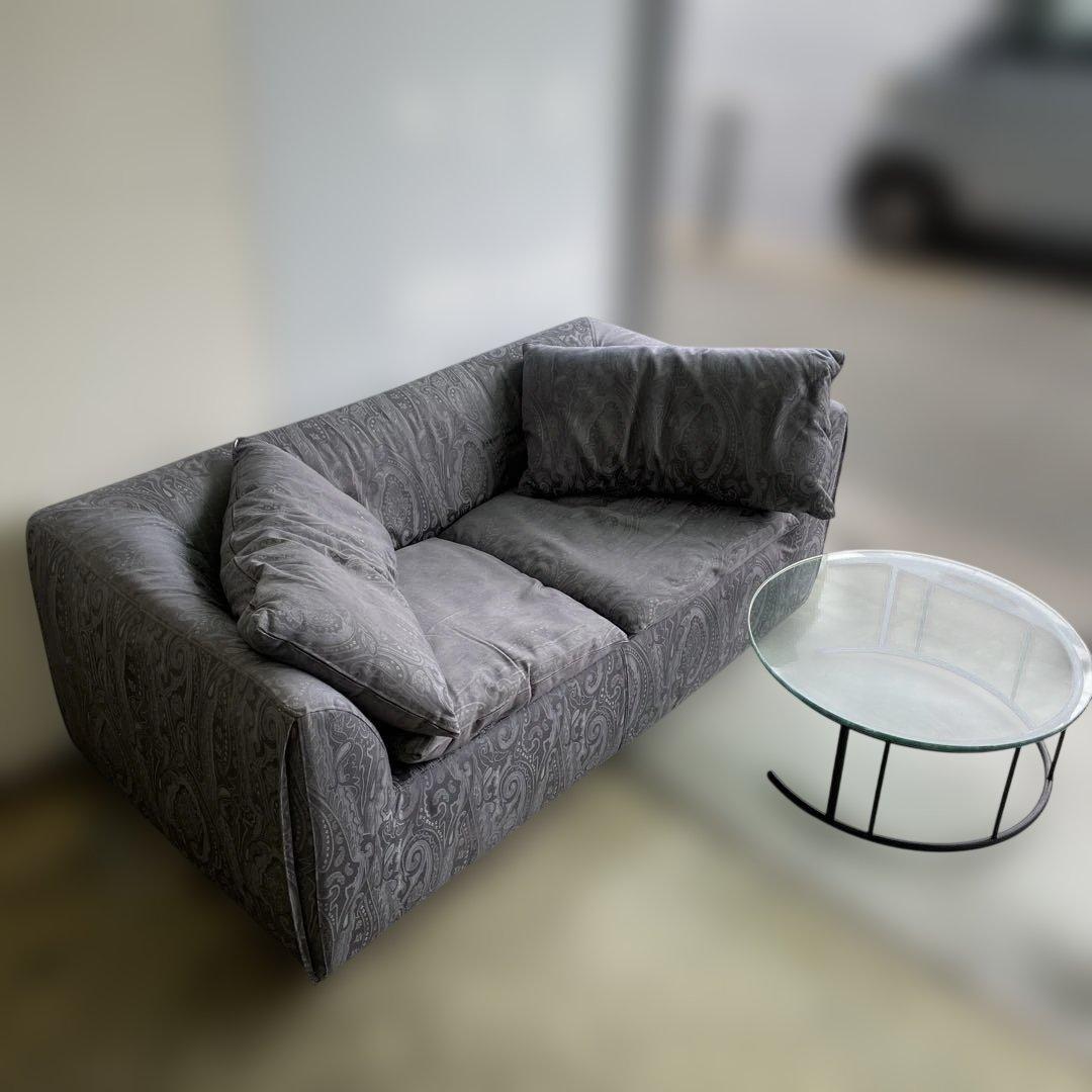 フクラ　2人掛けソファ　グレー　ペイズリー　ガラス　ローテーブル　ブラック