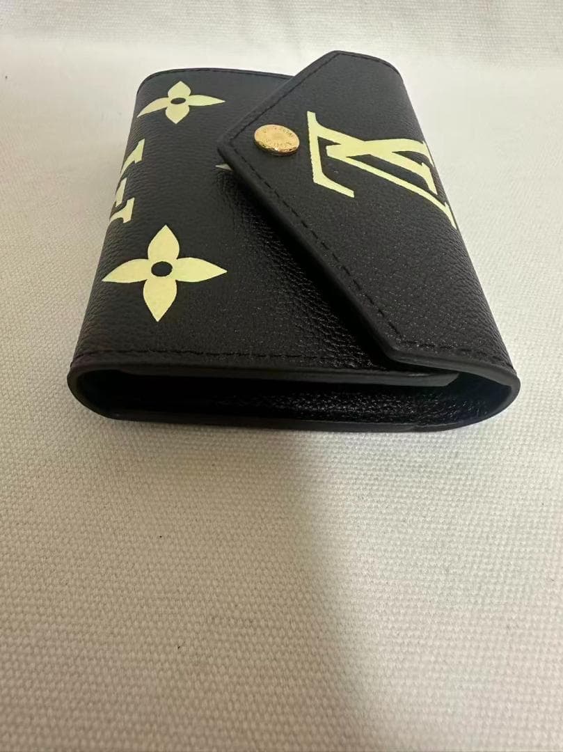 【美品】LOUIS VUITTON ブラック 三つ折り財布
