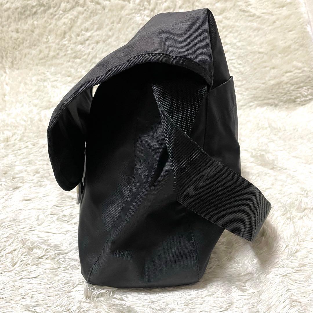 【美品】Herve Chapelier　ショルダーバッグ　黒　メッセンジャー