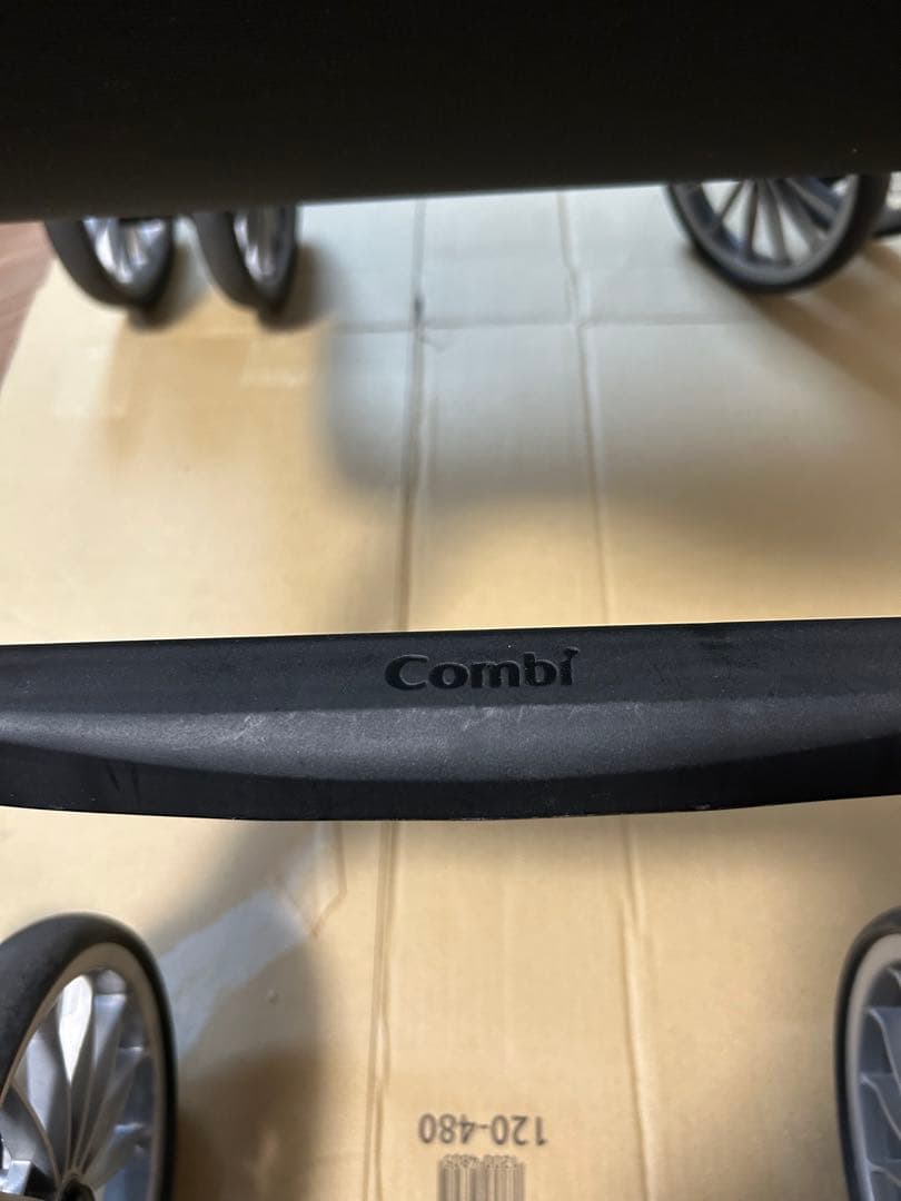 コンビベビーカー　アンブレッタ4キャス　エッグショック　2019年モデル