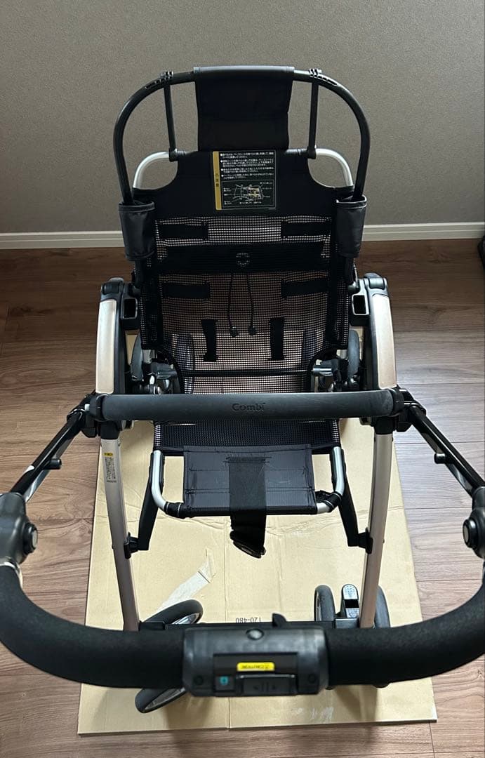 コンビベビーカー　アンブレッタ4キャス　エッグショック　2019年モデル