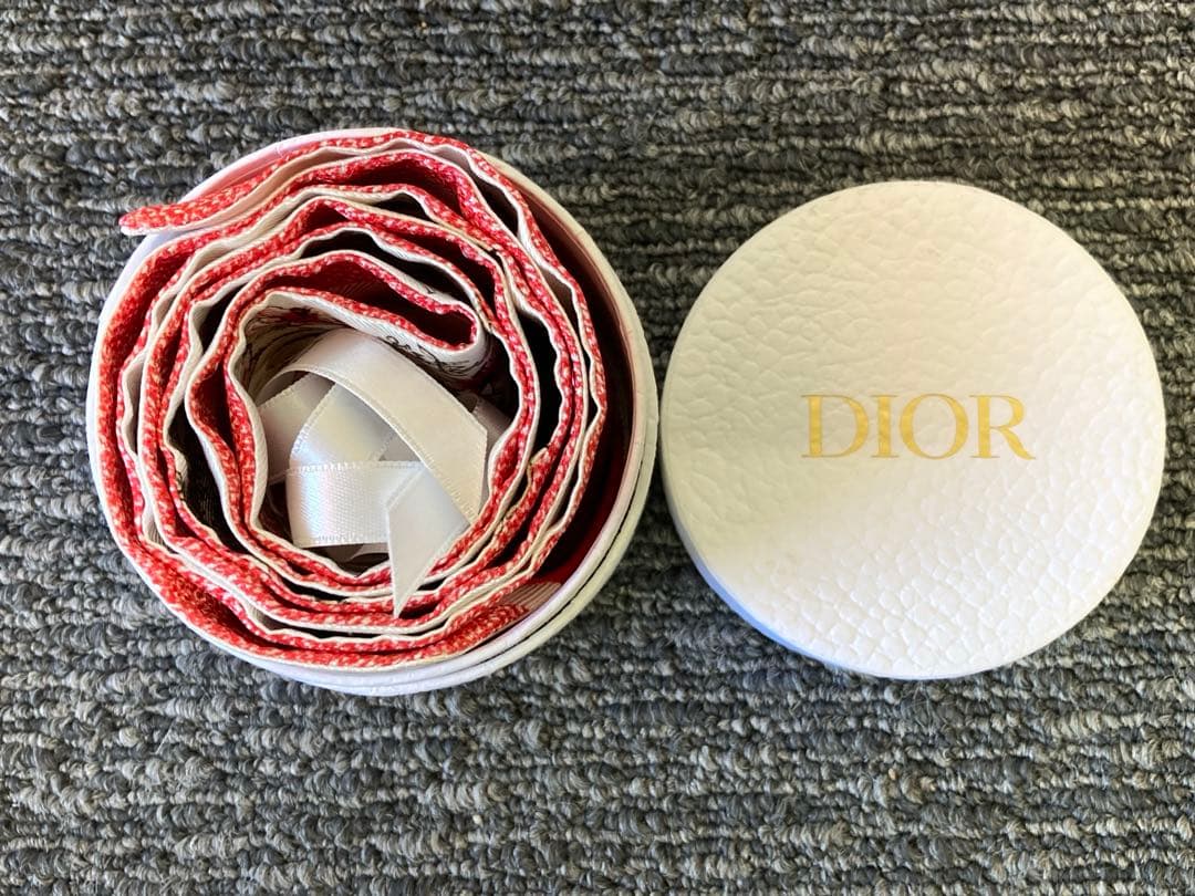 Dior 花柄スカーフ オリジナルボックス付き