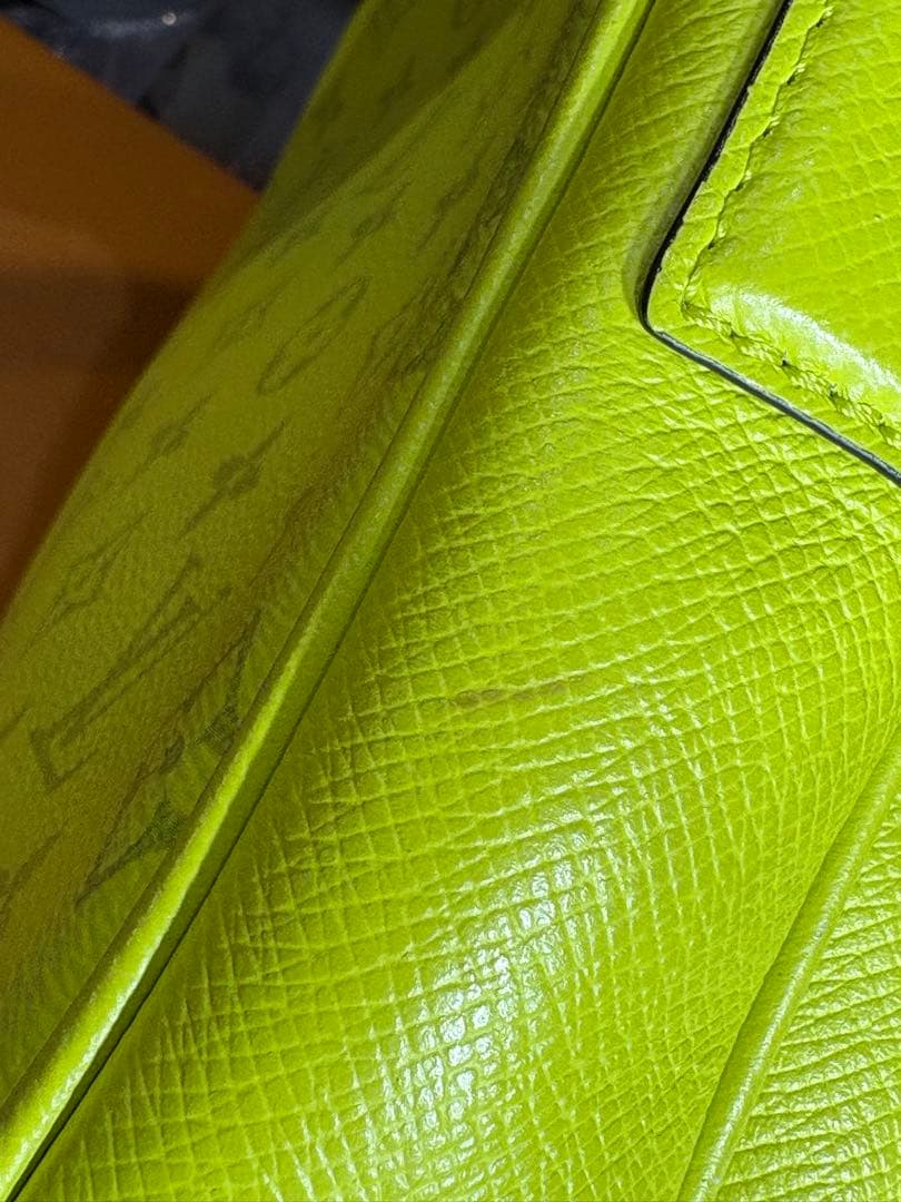 ルイヴィトン　タイガラマ　アウトドアメッセンジャーPM M30239