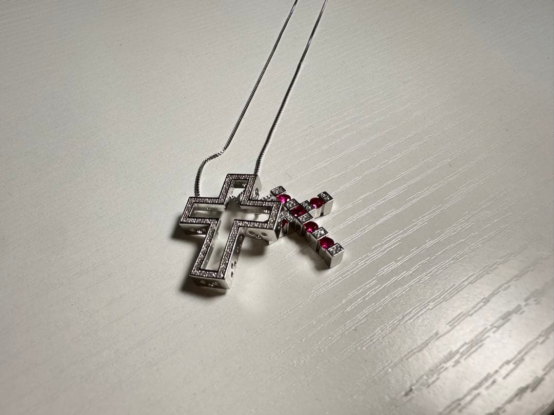 【新品】ダミアーニ似クロスペンダントネックレス シルバー×ピンク