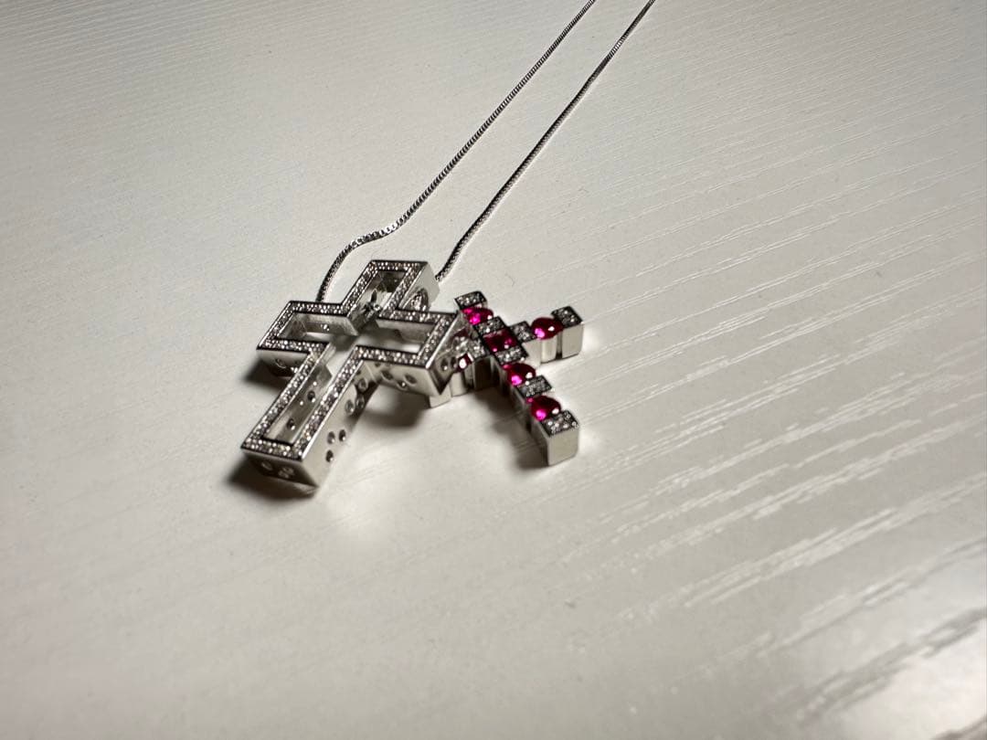 【新品】ダミアーニ似クロスペンダントネックレス シルバー×ピンク