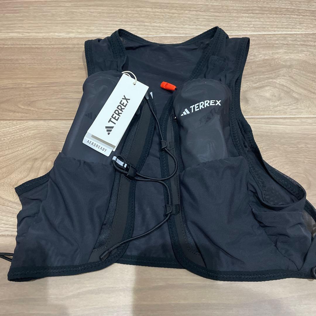 【新品未使用】アディダス テレックス　TRX TRL VST 5ℓ