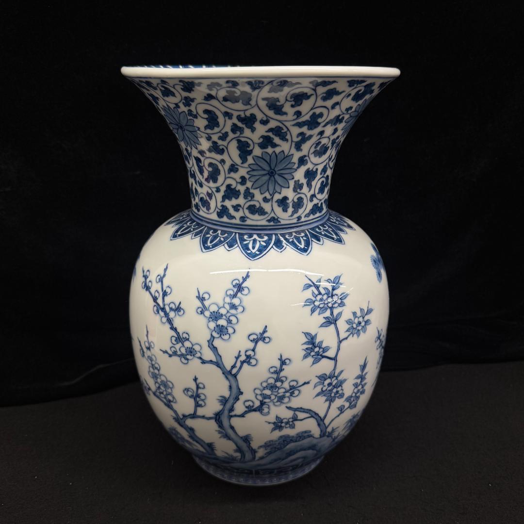 三川内焼　平戸嘉右衛門作　染付　松竹梅　花瓶　壺