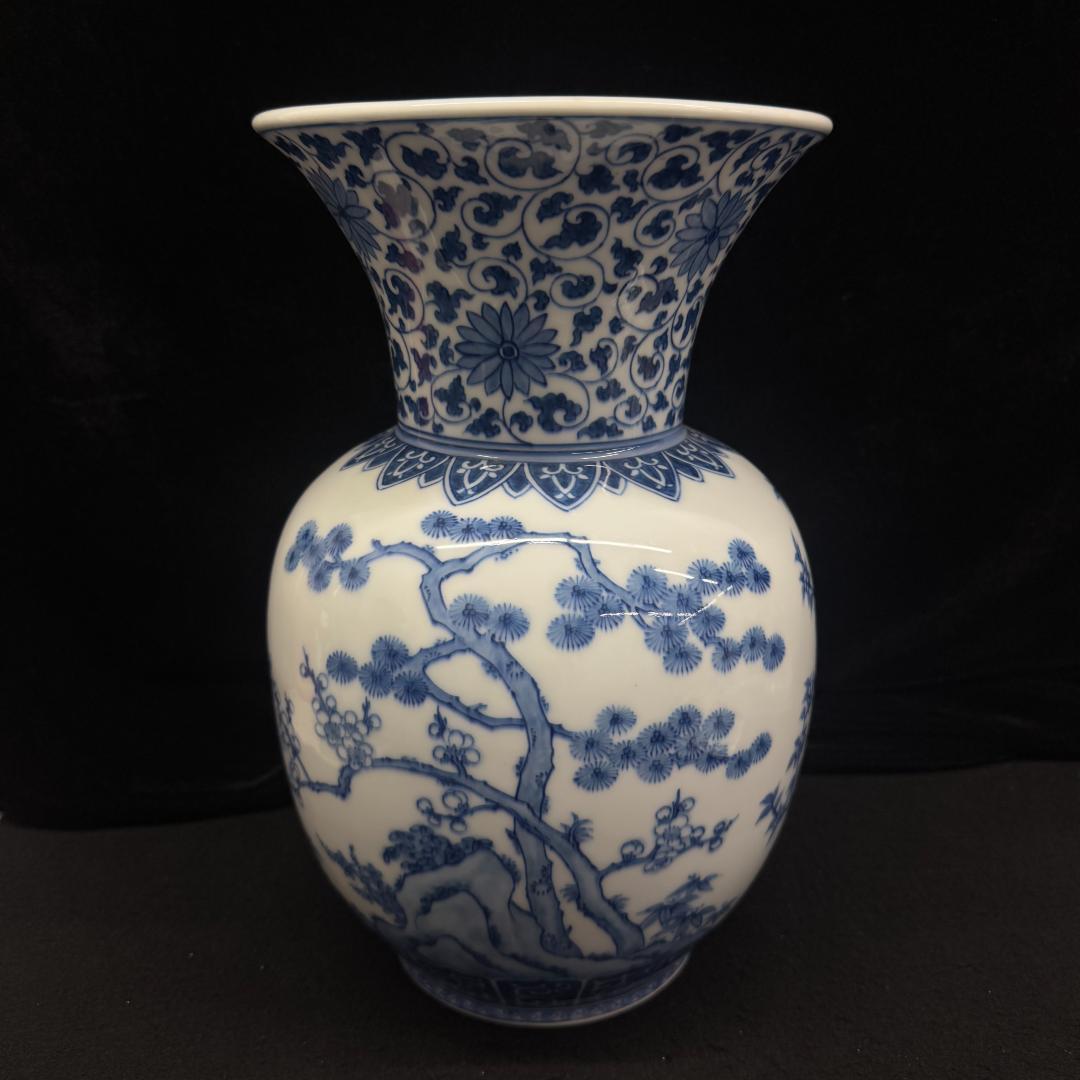 三川内焼　平戸嘉右衛門作　染付　松竹梅　花瓶　壺