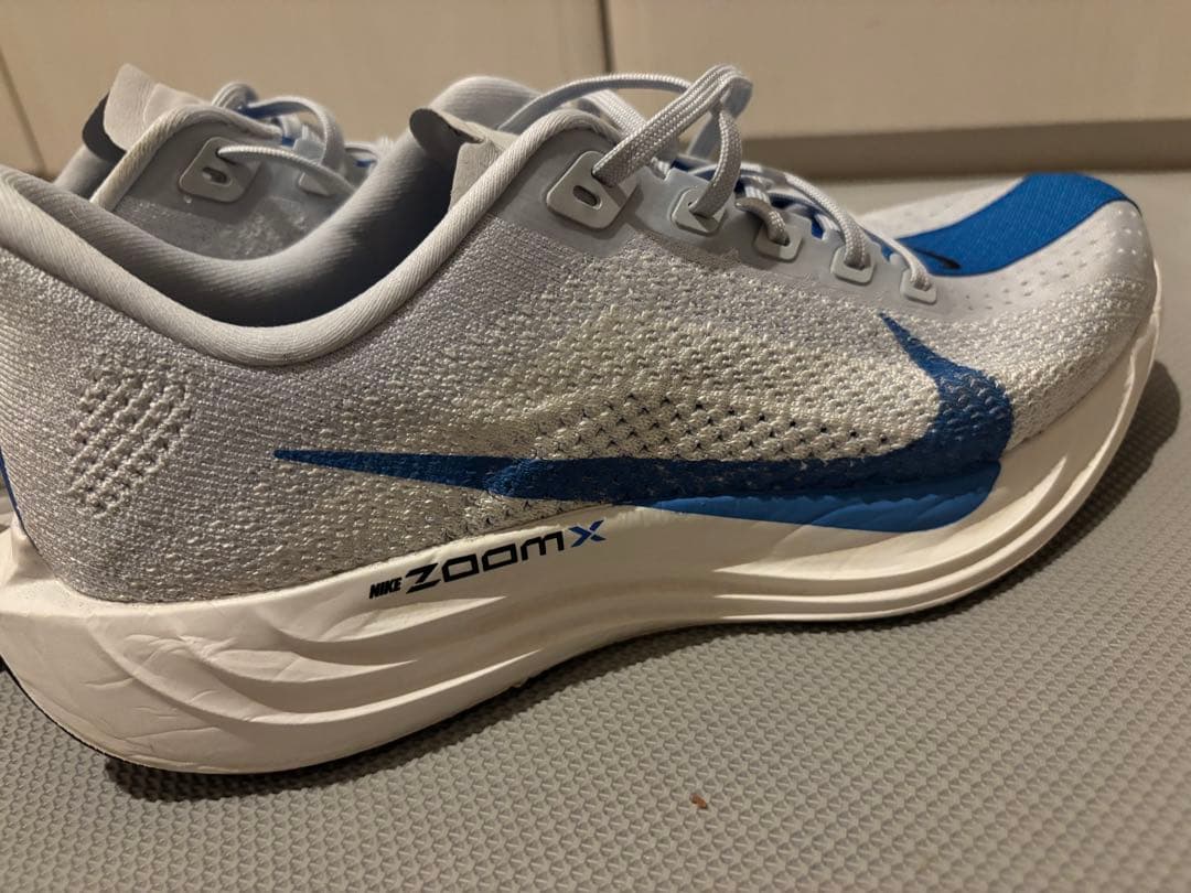 美品　ナイキペガサスプラス　27cm