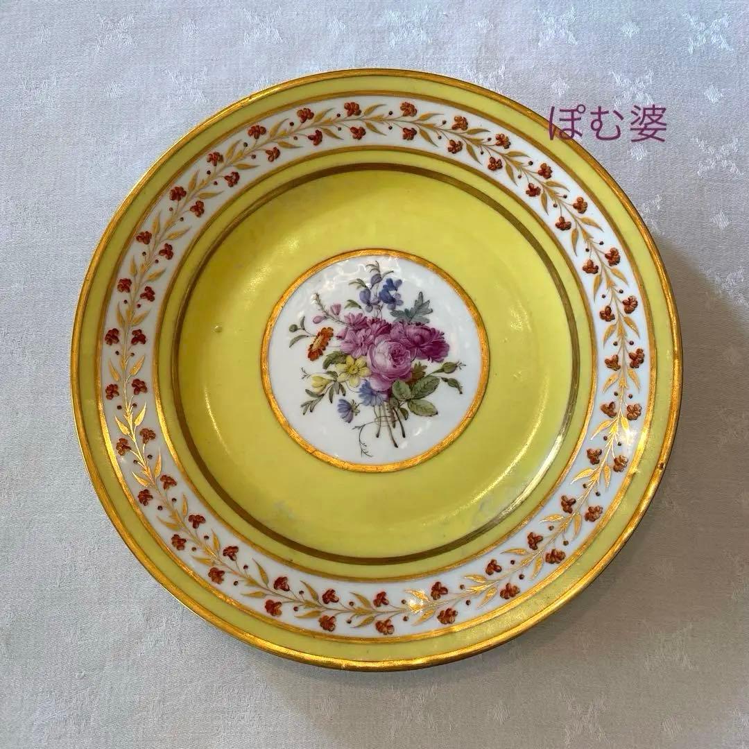 【Sevres セーヴル セーブル】黄肌花絵付 皿「ナポレオン命による贈答品」①