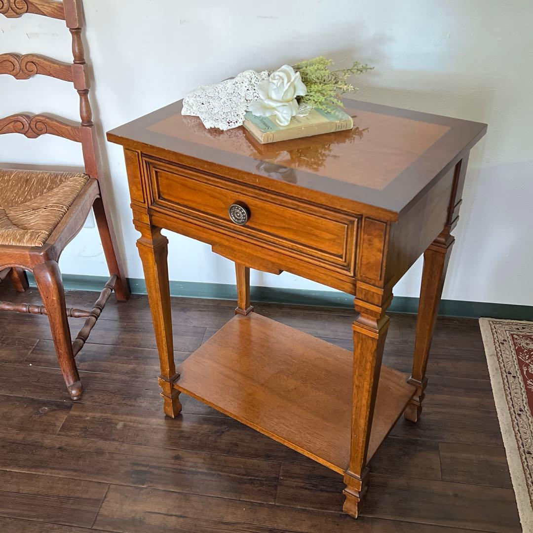 k201r124 日本製 DREXEL フランチェスカ ナイトテーブル/電話台