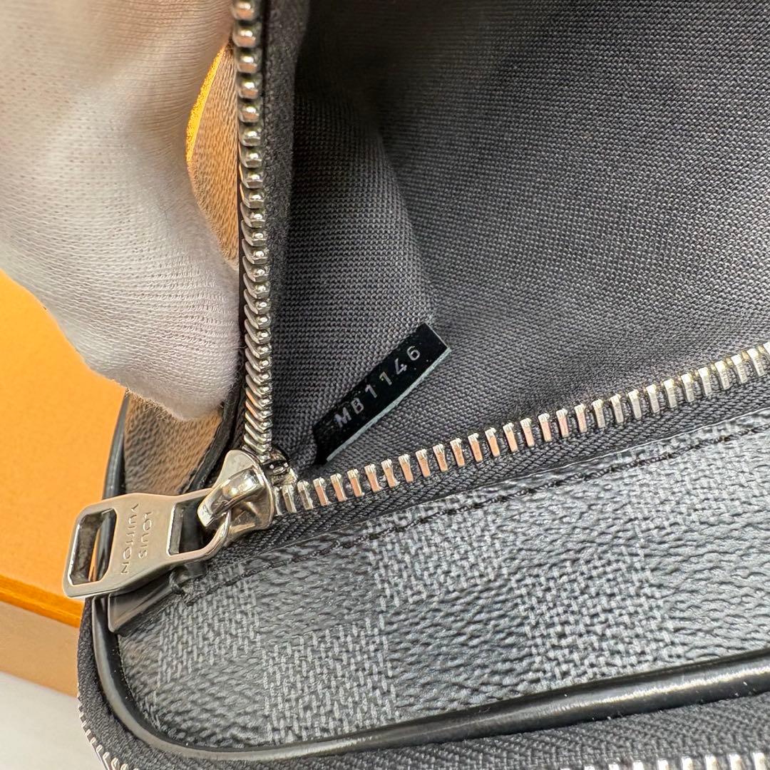 ❣️ルイヴィトン❣️ダミエグラフィット•アンブレール✨バムバックボディバッグ