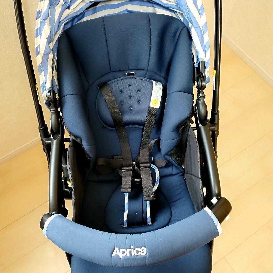 美品　アップリカ　ラクーナエアーAC レザー調ハンドル　マリンボーダー　両対面
