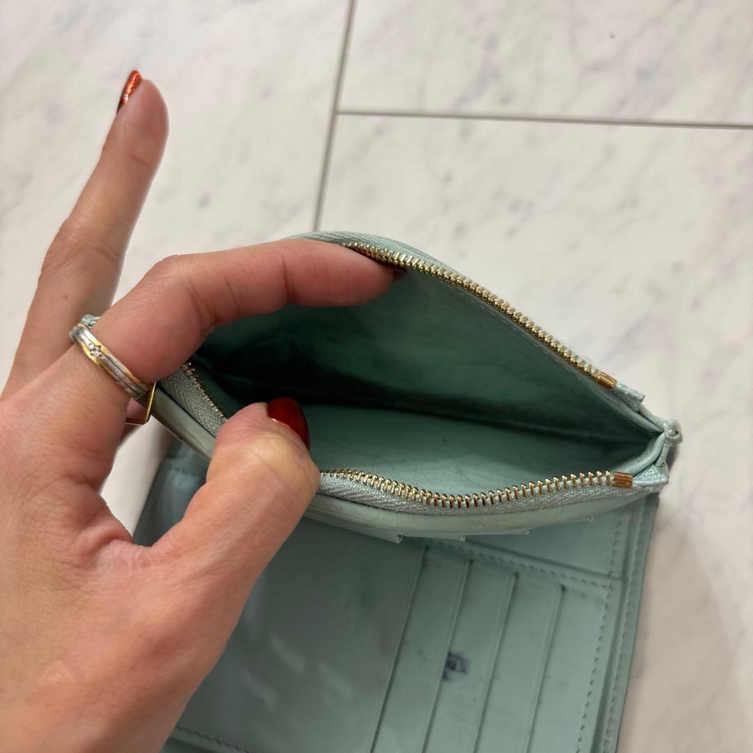 M82147/カプシーヌ三つ折り財布