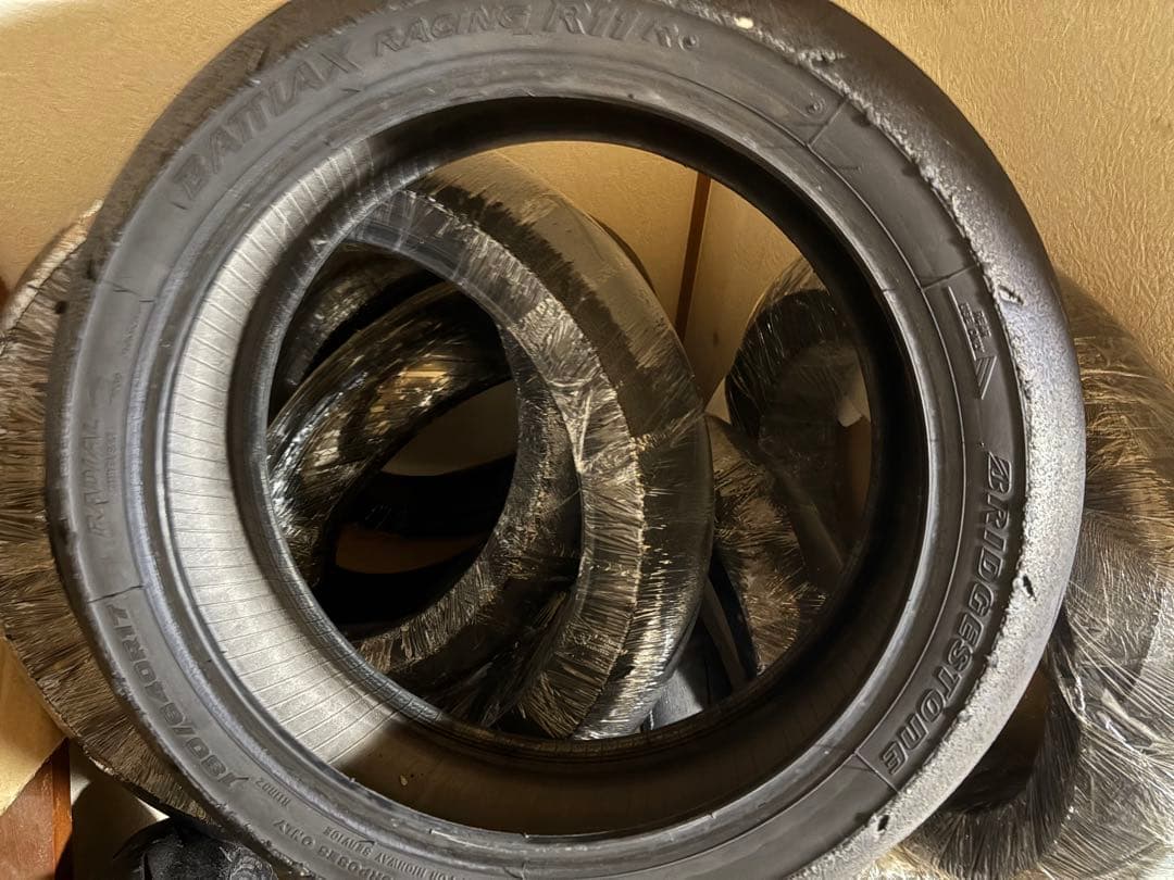 ブリジストン　R11 120/600R17 180/640R17 前後セット