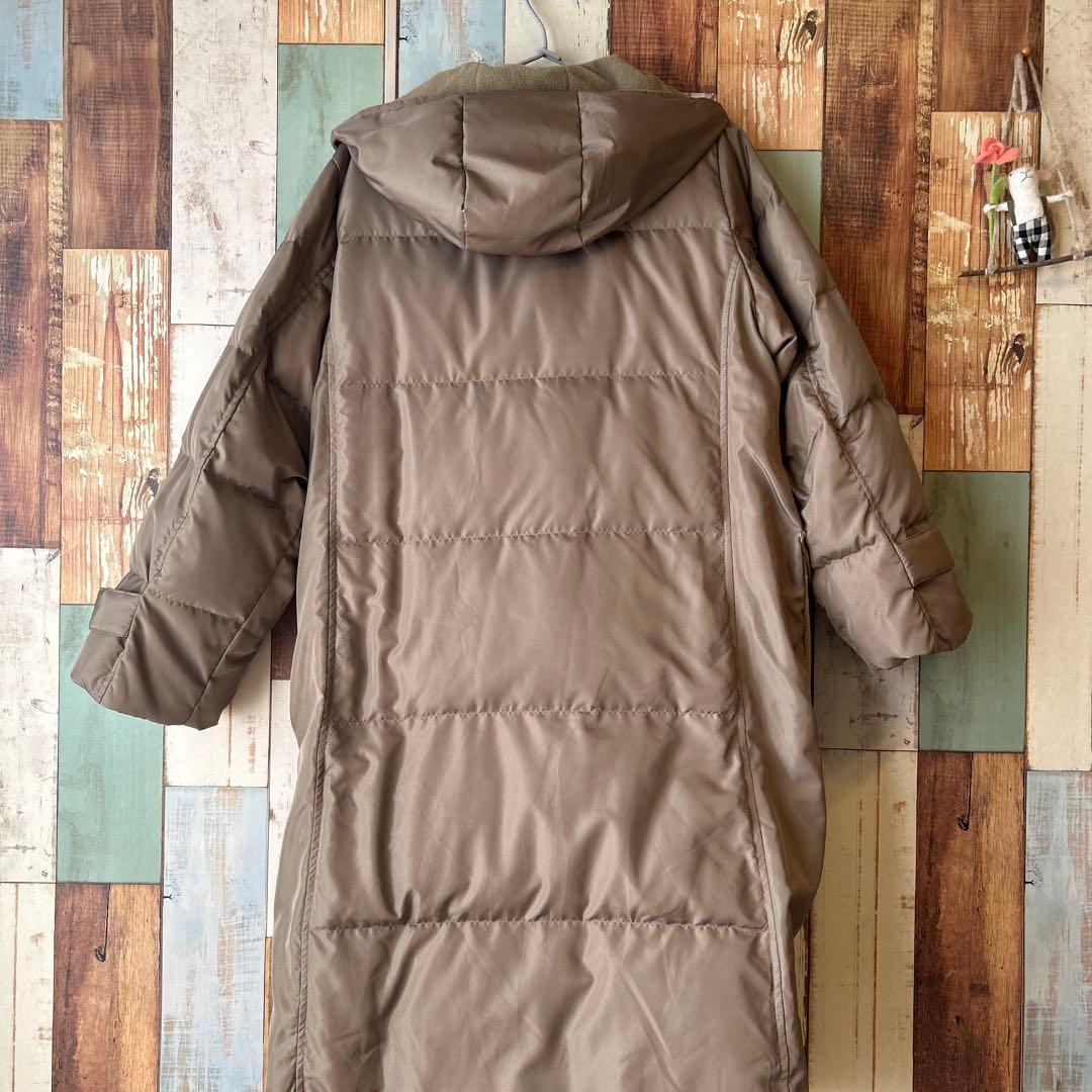 フェリシモ　ブラウン ダウンジャケット フード付き