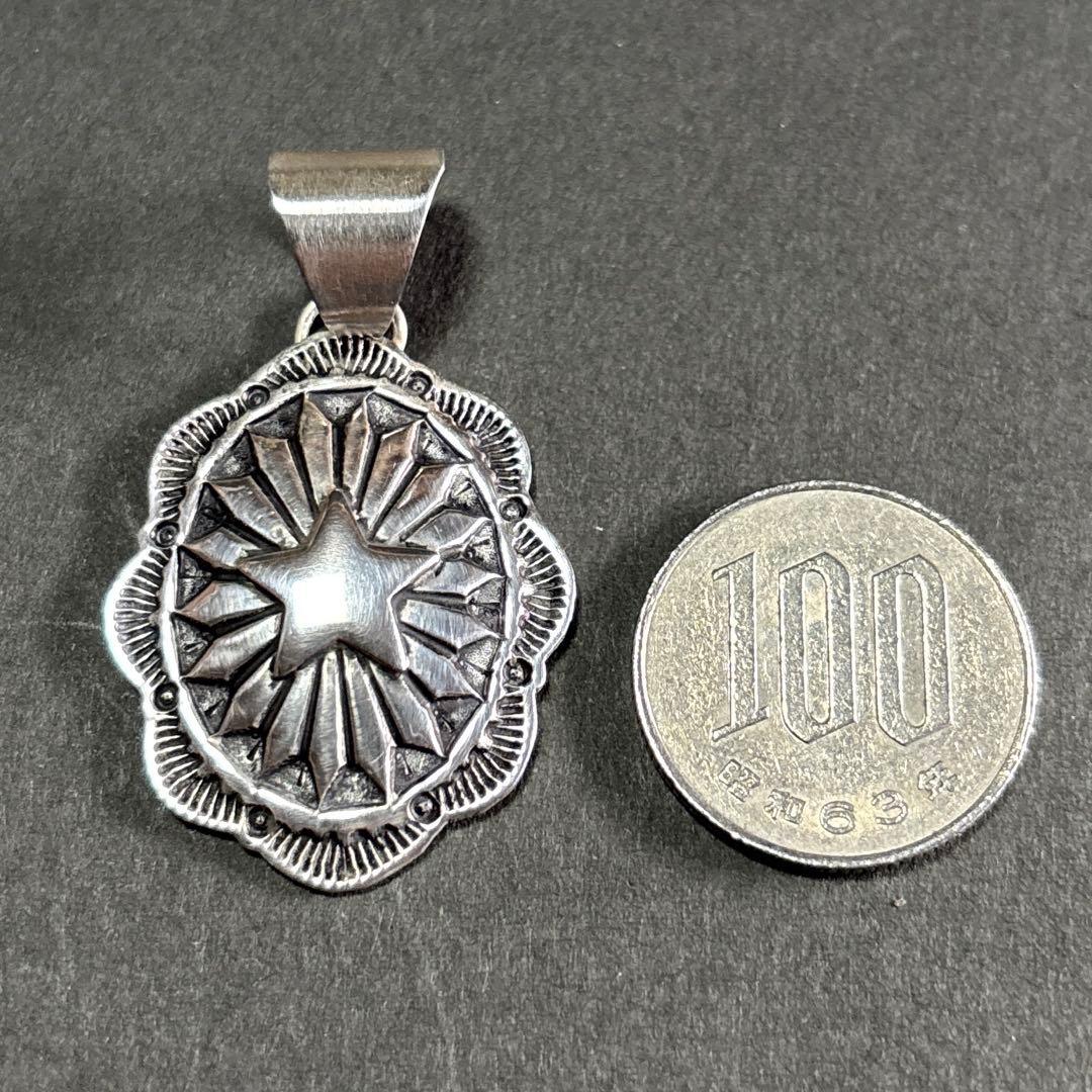 サンシャインリーブス　ペンダント　インディアンジュエリー　ナバホ　navajo
