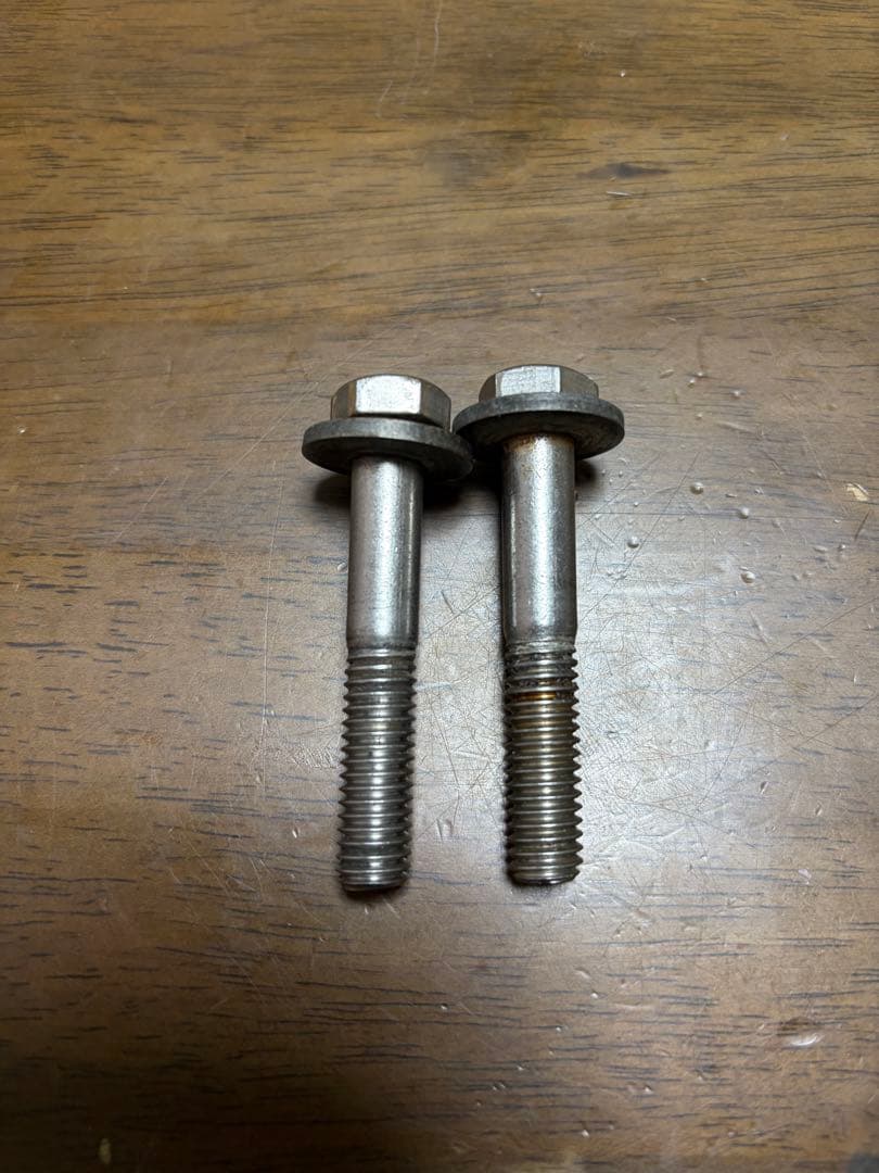 カーカー　トランプ メーター移設ブラケット スポーツスター XL1200