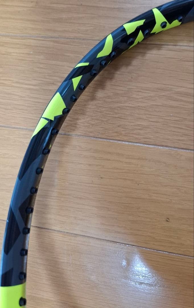 Babolat ピュアアエロ98 グリップ3