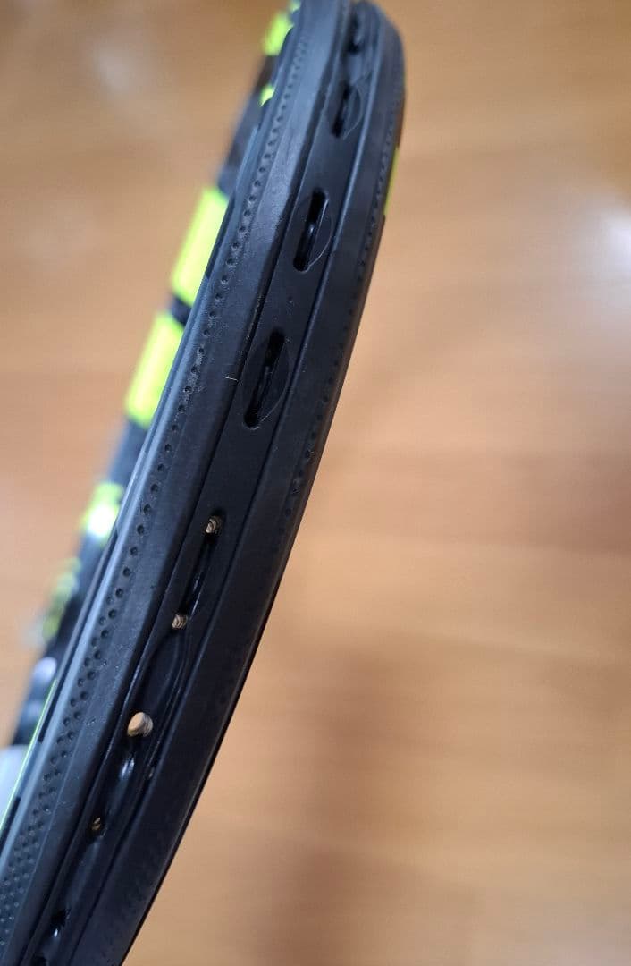 Babolat ピュアアエロ98 グリップ3