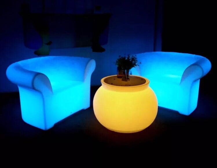 パーティーに最適な光る椅子