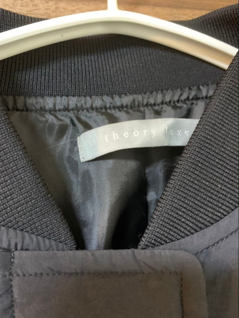 ￥85,800 Theory luxeセオリーリュクス　ブラック　ダウンコート
