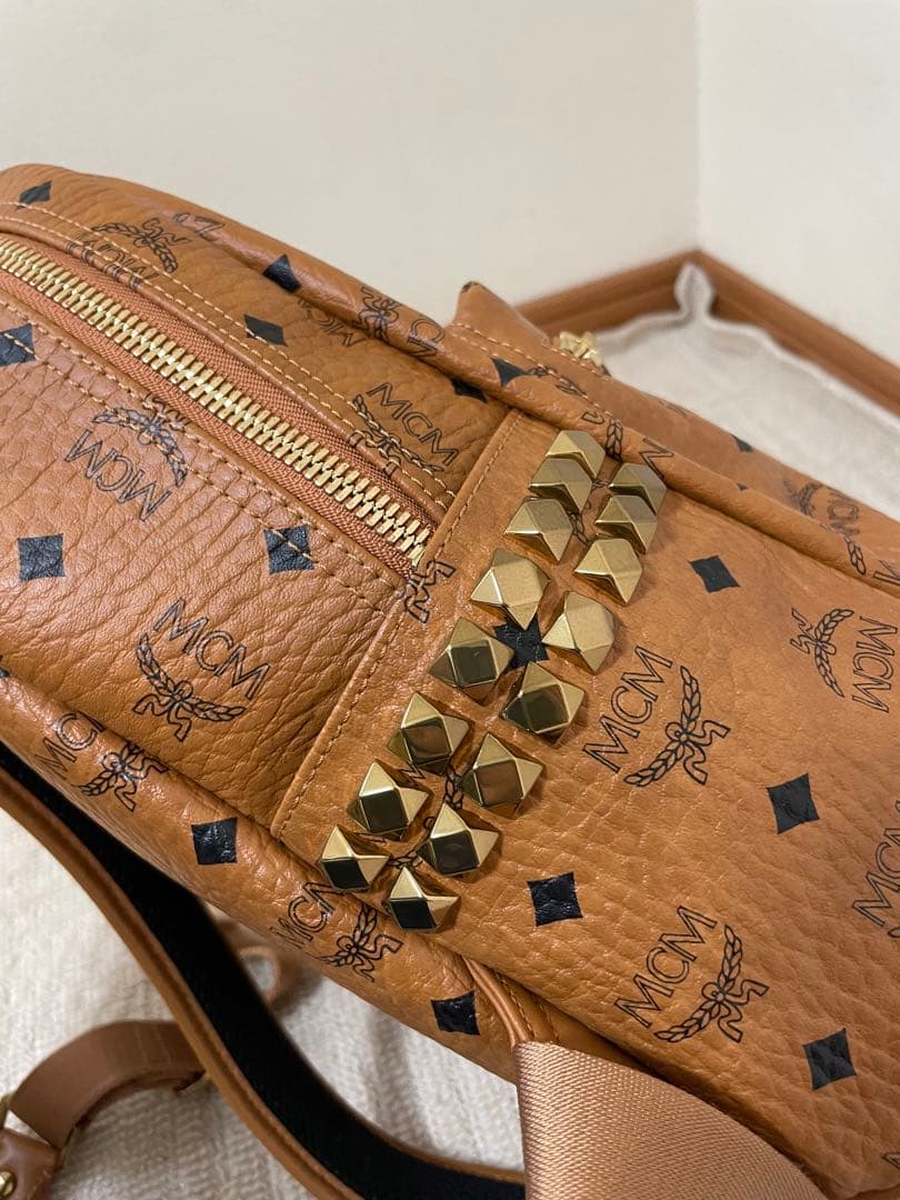 【美品】MCM リュック・バックパック 中型 ブラウン 保存袋付き