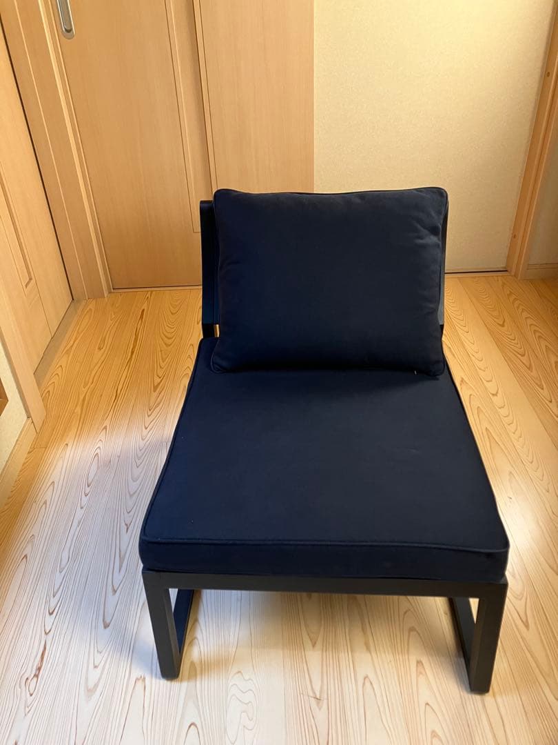 Yoshi　カッシーナイクスシー　ラウンジソファ　アノニマスデザイン