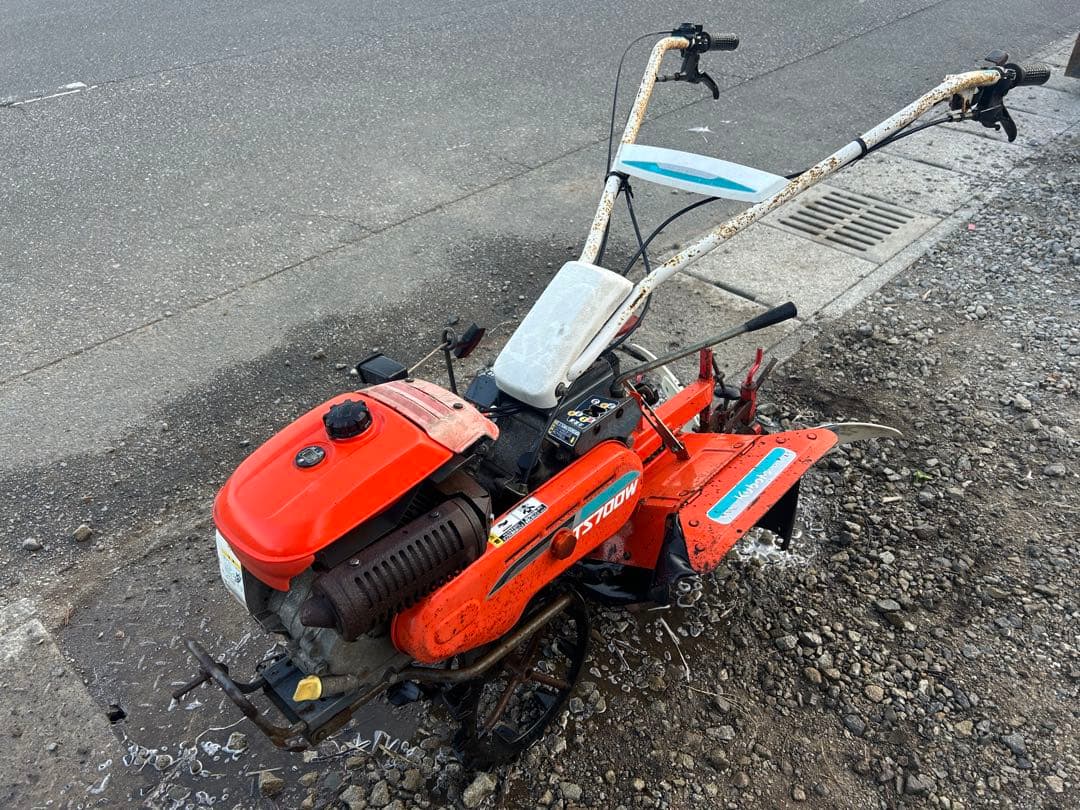 宮崎　クボタ 管理機 TS700W 培土器付 正逆転　耕運機 6.2馬力　畝立て